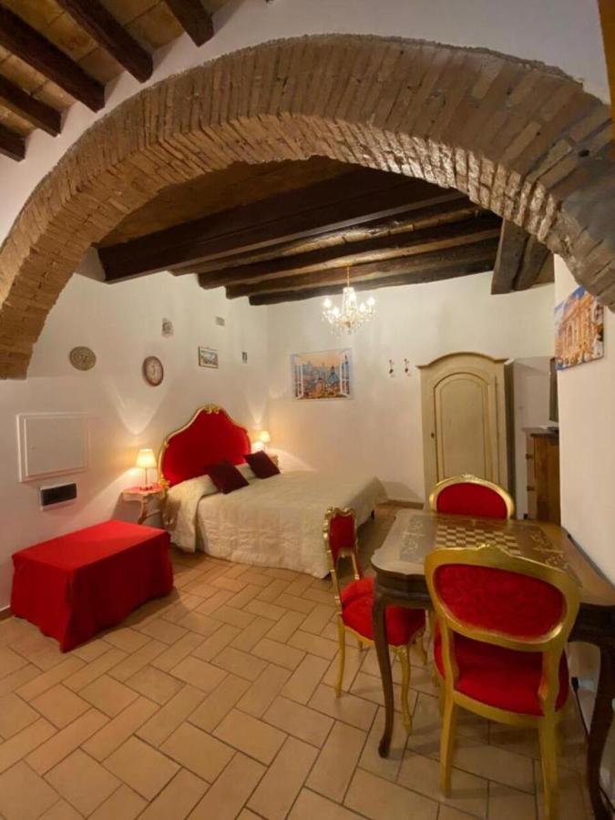 Ferienwohnung Casa Arco Della Chiesa Nuova - Pantheon & Navona Rom Exterior foto